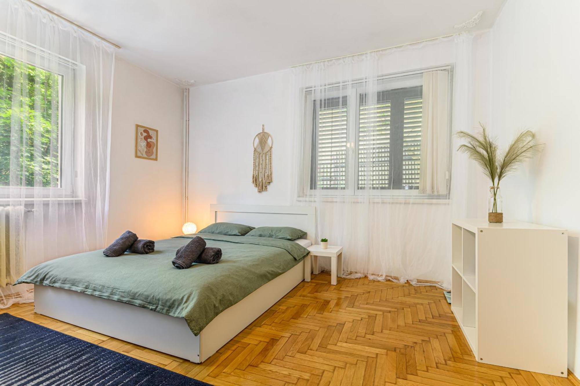 C Alex Appartement Braşov Buitenkant foto