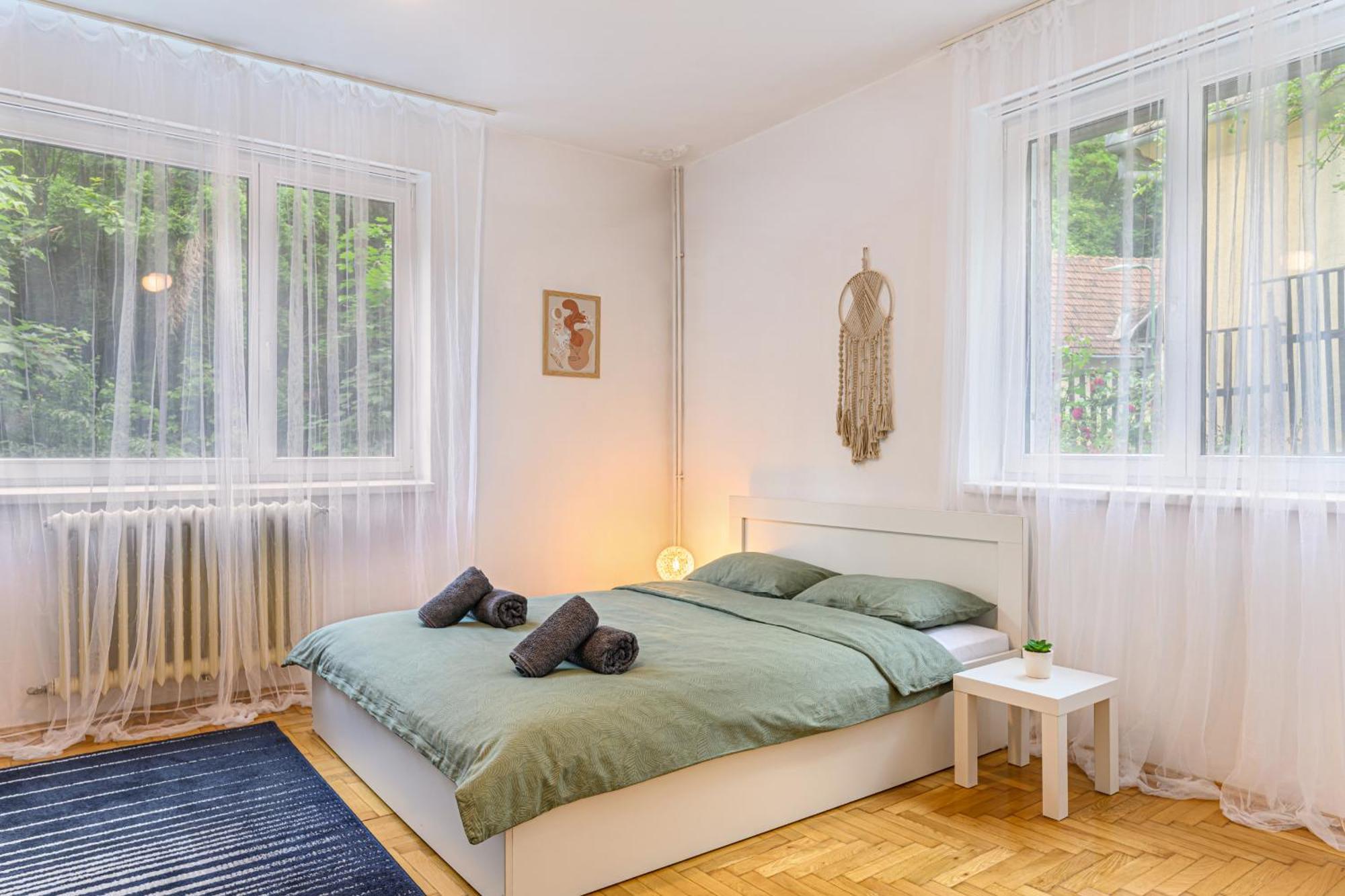 C Alex Appartement Braşov Buitenkant foto