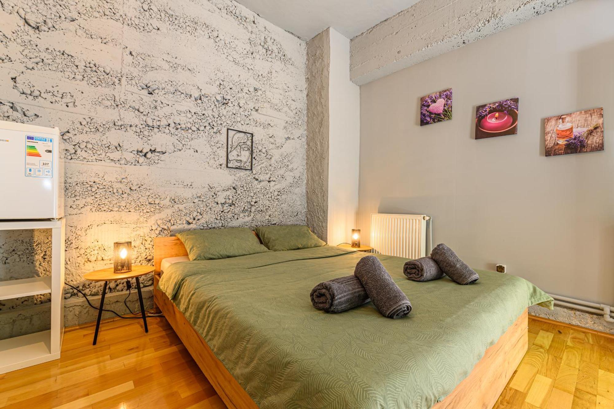 C Alex Appartement Braşov Buitenkant foto